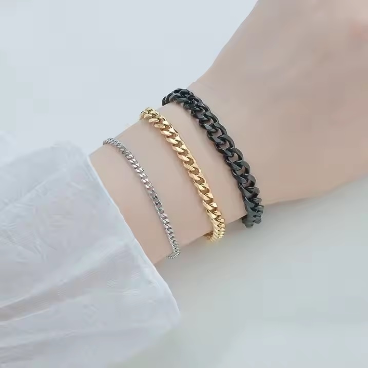 KR-34793 Wrist Chain - Silver / 18cm / 9mm