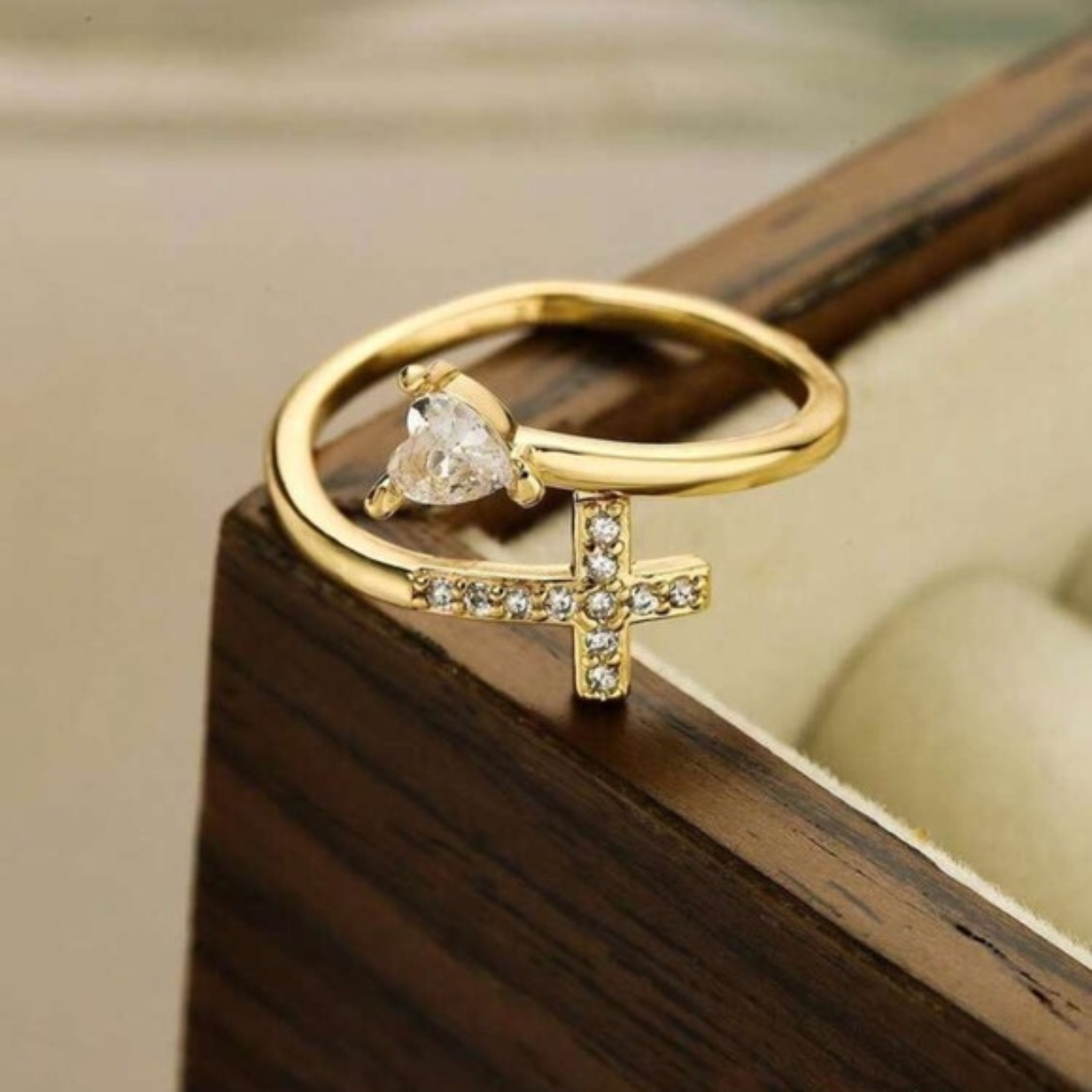 Ring HC-38997 - Gold / Adjustable